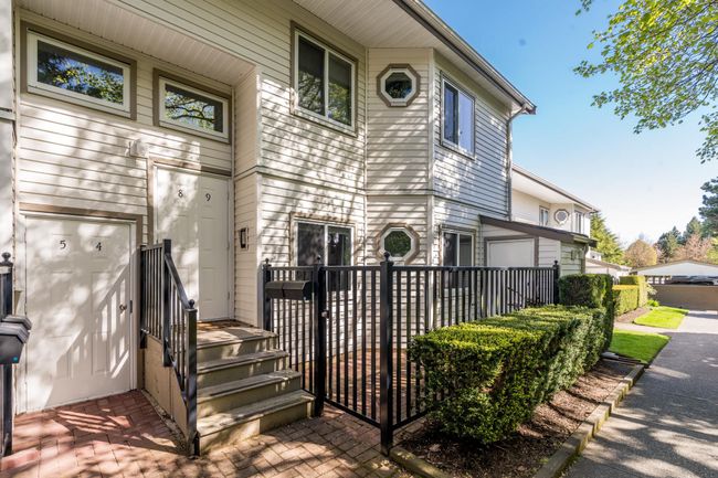 4 - 12916 17 Avenue, Townhouse with 2 bedrooms, 2 bathrooms and 1 parking in Surrey BC | Image 2