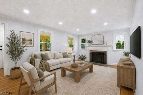 271 Fuller Ter, Orange, NJ, 07050-2413 | Card Image