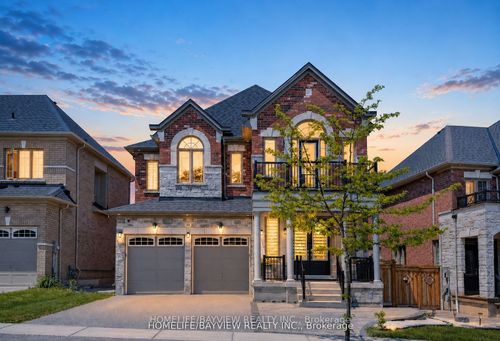 62 Pear Blossom Way, Holland Landing, ON, L9N0S9 | Card Image