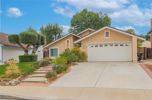 23 Country Mile Rd, Pomona, CA, 91766-6603 | Card Image