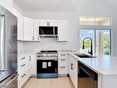 14855 Sterling Oaks Dr, NAPLES, FL, 34110-4102 | Card Image
