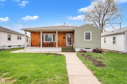 2122 N Lincoln Avenue, Davenport, IA, 52084 | Card Image