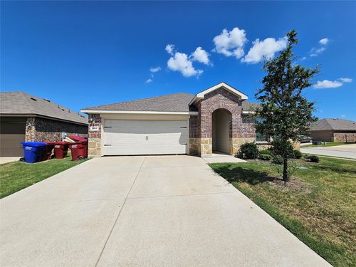 900 Basswood Ln, Royse City, TX, 75189-7069 | Card Image
