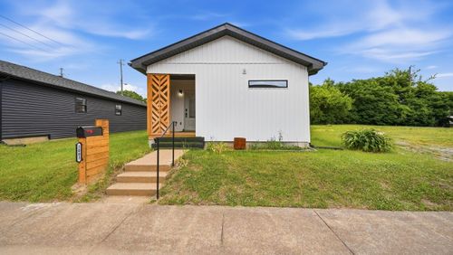 2003 Jackson St, Chattanooga, TN, 37404-1427 | Card Image