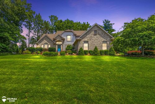 3311 Peregrine Way, Howell, MI, 48843-2956 | Card Image