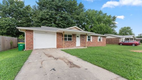 1006 Joye St, Springdale, AR, 72762-2782 | Card Image