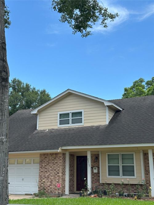 2217 Hickory Ln, Pasadena, TX, 77502-4029 | Card Image