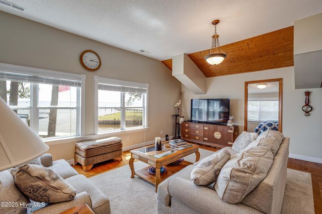 966 W Island View Rd, House other with 3 bedrooms, 2 bathrooms and null parking in Bath NC | Image 27