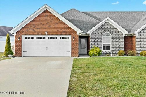 111 Tallowtree Ct, Mt Washington, KY, 40047 | Card Image