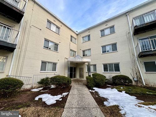 211-5601 Parker House Ter, HYATTSVILLE, MD, 20782-2245 | Card Image