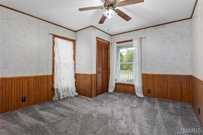 418 E Maple St, House other with 3 bedrooms, 2 bathrooms and 2 parking in Gillespie IL | Image 23