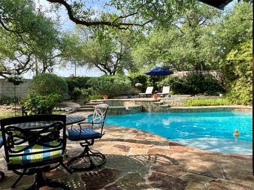 2200 Rio Mesa Dr, Austin, TX, 78732-1938 | Card Image