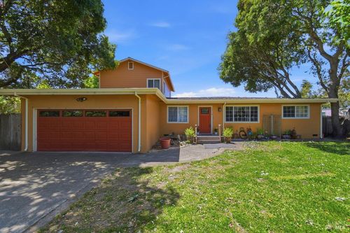 5719 Gilmore Avenue, Cotati, CA, 94931 | Card Image