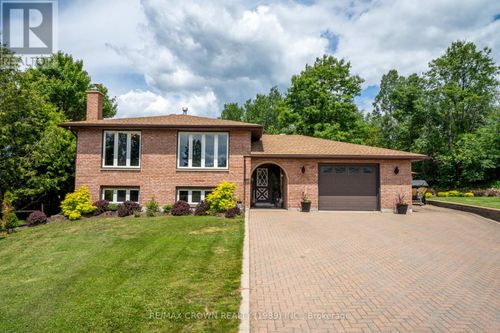 789 Laurentian Ave, North Bay, ON, P1B7V1 | Card Image