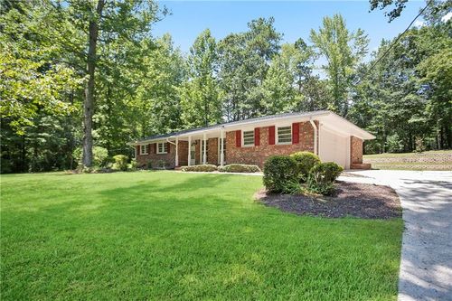 85 Valleybrook Dr, Fairburn, GA, 30213-1623 | Card Image