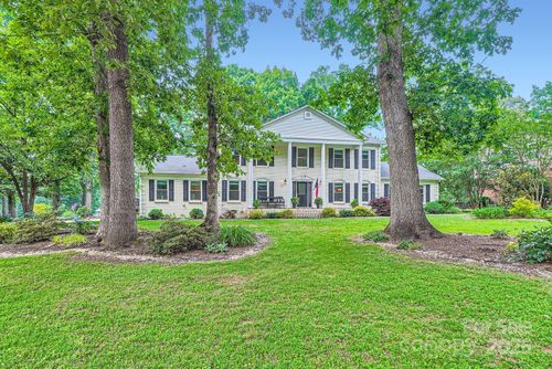 1175 18th Ave Ne, Hickory, NC, 28601-2046 | Card Image