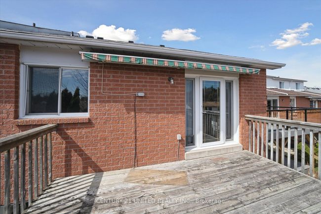 1343 Eagle Cres, House attached with 3 bedrooms, 2 bathrooms and 2 parking in Peterborough ON | Image 37