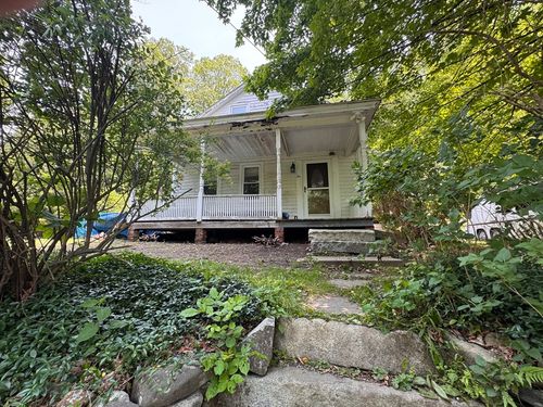 6 Nichols Rd, Williamsburg, MA, 01096-9708 | Card Image
