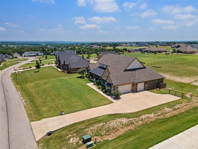 321 Kenyon Ct, House other with 4 bedrooms, 4 bathrooms and null parking in Granbury TX | Image 38