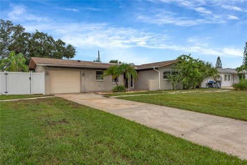 6320 Fairway Boulevard, APOLLO BEACH, FL, 33572 | Card Image