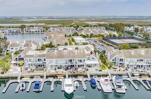 16143 Saint Croix Cir, Huntington Beach, CA, 92649-2052 | Card Image