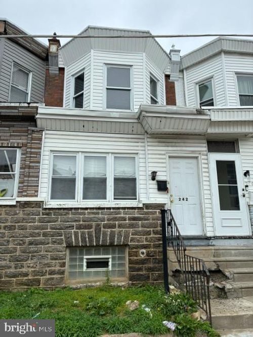 242 W Albanus St, PHILADELPHIA, PA, 19120-3827 | Card Image