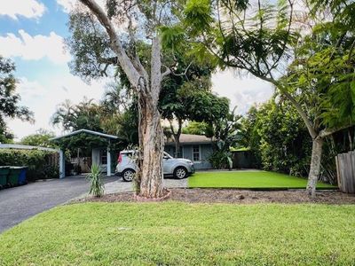 1657 Sw 28th Ter, House other with 3 bedrooms, 2 bathrooms and null parking in Fort Lauderdale FL | Image 1