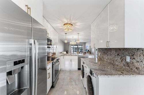 204-1020 Silk Oak Ter, Delray Beach, FL, 33445-5960 | Card Image