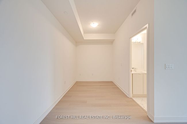 201 - 859 The Queensway, Condo with 2 bedrooms, 2 bathrooms and 1 parking in Etobicoke ON | Image 4