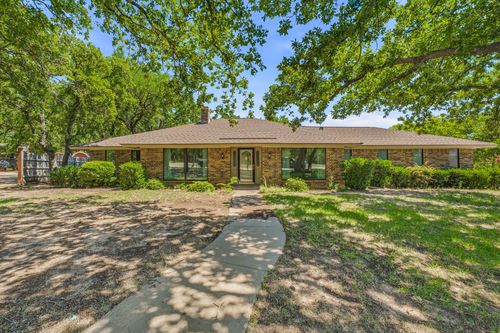 1513 Mimosa Cir, Graham, TX, 76450-4506 | Card Image