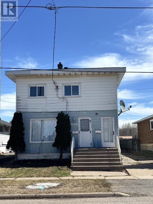 660 Lennox Ave, Sault Ste. Marie, ON, P6C3P8 | Card Image