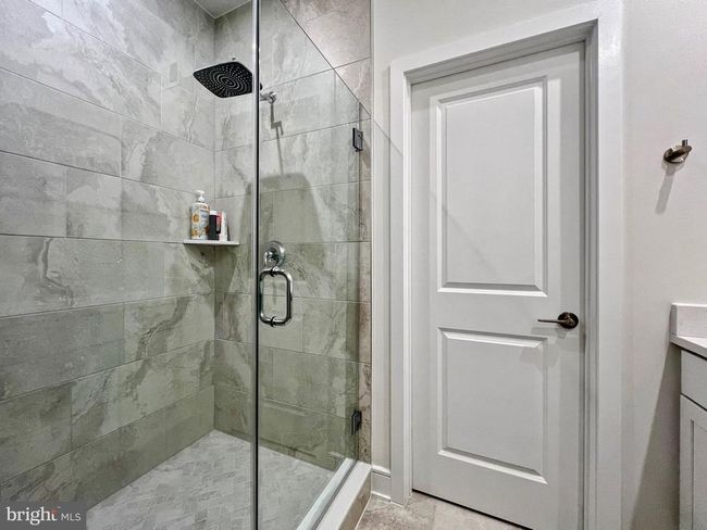 21740 Charing Cross Ter, Townhouse with 3 bedrooms, 4 bathrooms and null parking in BROADLANDS VA | Image 27