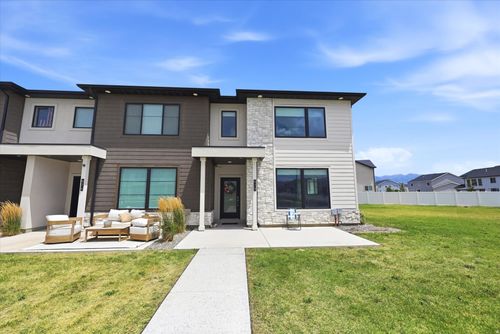 978 S 850 W, American Fork, UT, 84003-4551 | Card Image