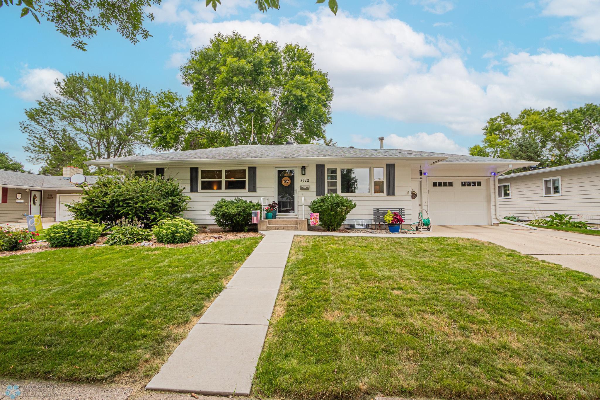 10th St, Fargo, ND 58103 #1