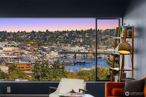 apt-406-3661 24th Pl W, Seattle, WA, 98199-2142 | Card Image