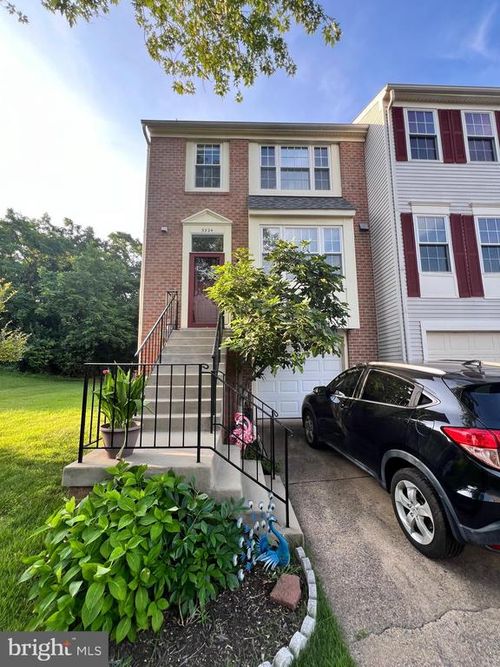 3324 Buckeye Ln, FAIRFAX, VA, 22033-1225 | Card Image