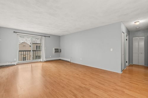 16-245 Sea St, Quincy, MA, 02169-2573 | Card Image