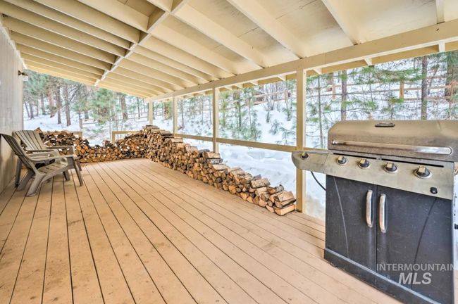 8392 Highway 21, House other with 4 bedrooms, 2 bathrooms and 2 parking in Lowman ID | Image 23