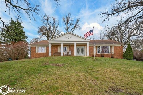 15 Timberlane Dr, Clear Lake, IA, 50428-1164 | Card Image