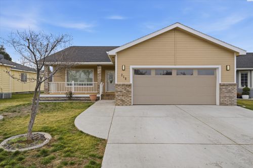 218 Sun Willows Blvd, Pasco, WA, 99301-6116 | Card Image