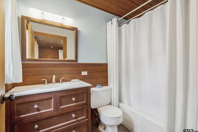 203 Private Road 3780, House other with 2 bedrooms, 2 bathrooms and null parking in Quinlan TX | Image 28