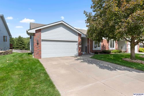 13318 Hillsborough Dr, Omaha, NE, 68164-6012 | Card Image