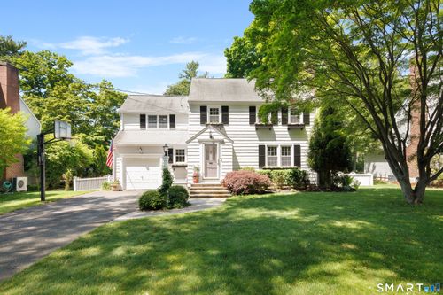 179 Lawrence Rd, Fairfield, CT, 06824-3039 | Card Image