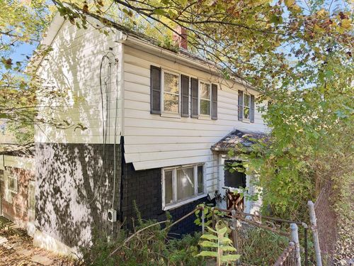 1185 Ridge Ave, Johnstown, PA, 15901-2425 | Card Image