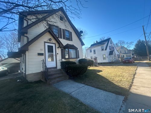 51 Daniel St, East Hartford, CT, 06108-2412 | Card Image