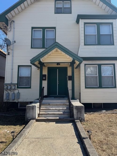 284 Seymour Ave, Newark, NJ, 07112-1634 | Card Image