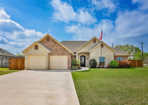 700 Mary Lee Ln, Collinsville, TX, 76233-1402 | Card Image