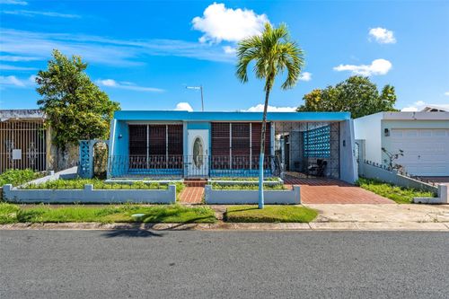 Aw-18 Calle Domingo Delgado, Toa Baja, PR, 00949 | Card Image