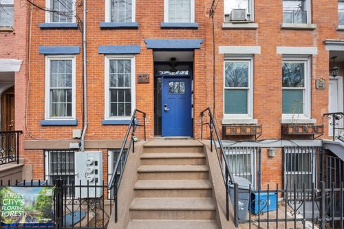 1-316.5 Thomas Gangemi Dr, Jersey City, NJ, 07302 | Card Image