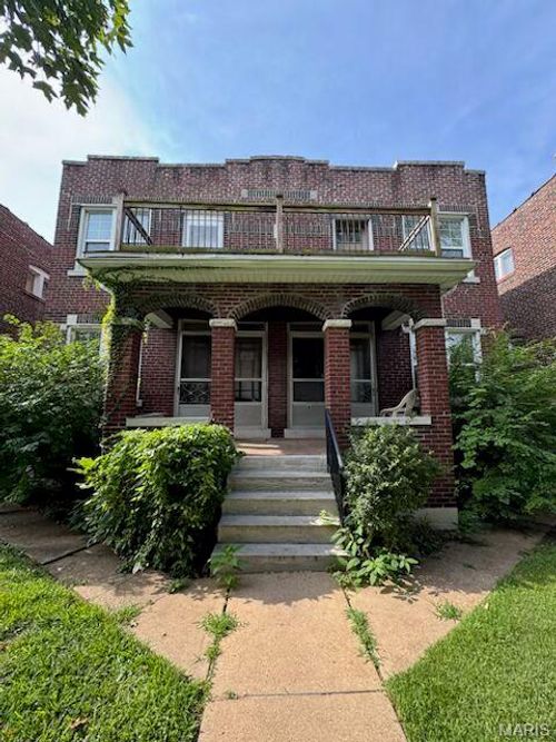 5036 Lindenwood Ave, Saint Louis, MO, 63109-1727 | Card Image